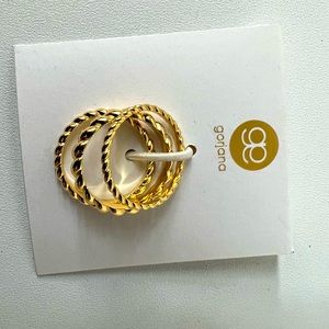 NWT Gold Gorjana three ring set size 7